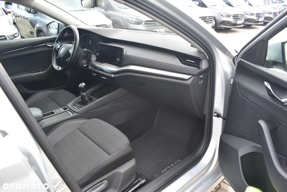 Skoda Octavia 2.0 TDI Ambition - 16