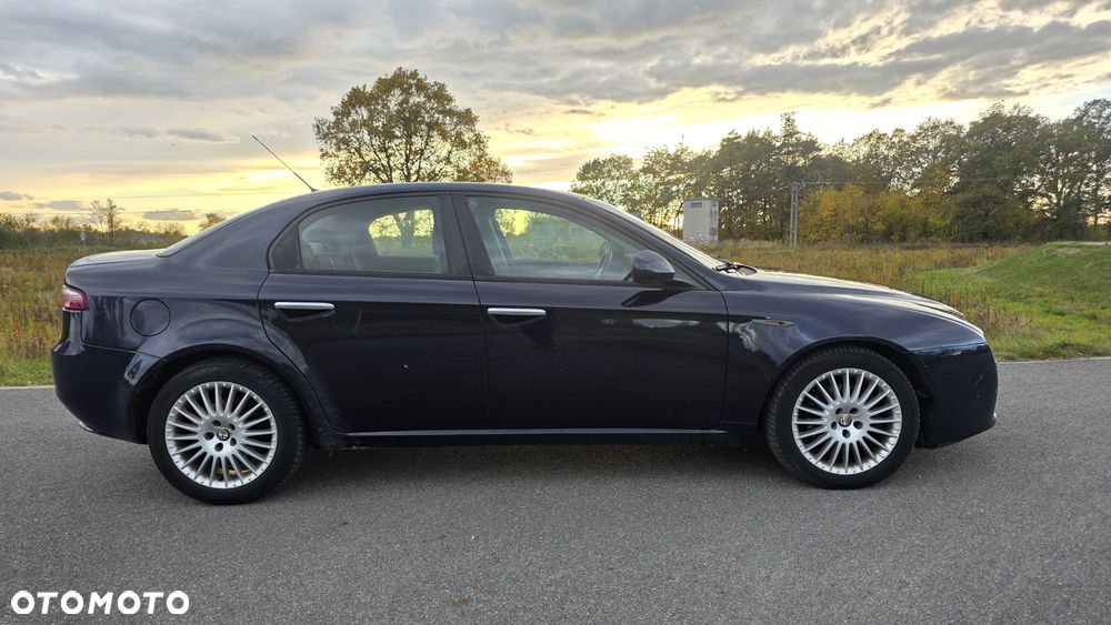 Alfa Romeo 159 - 1