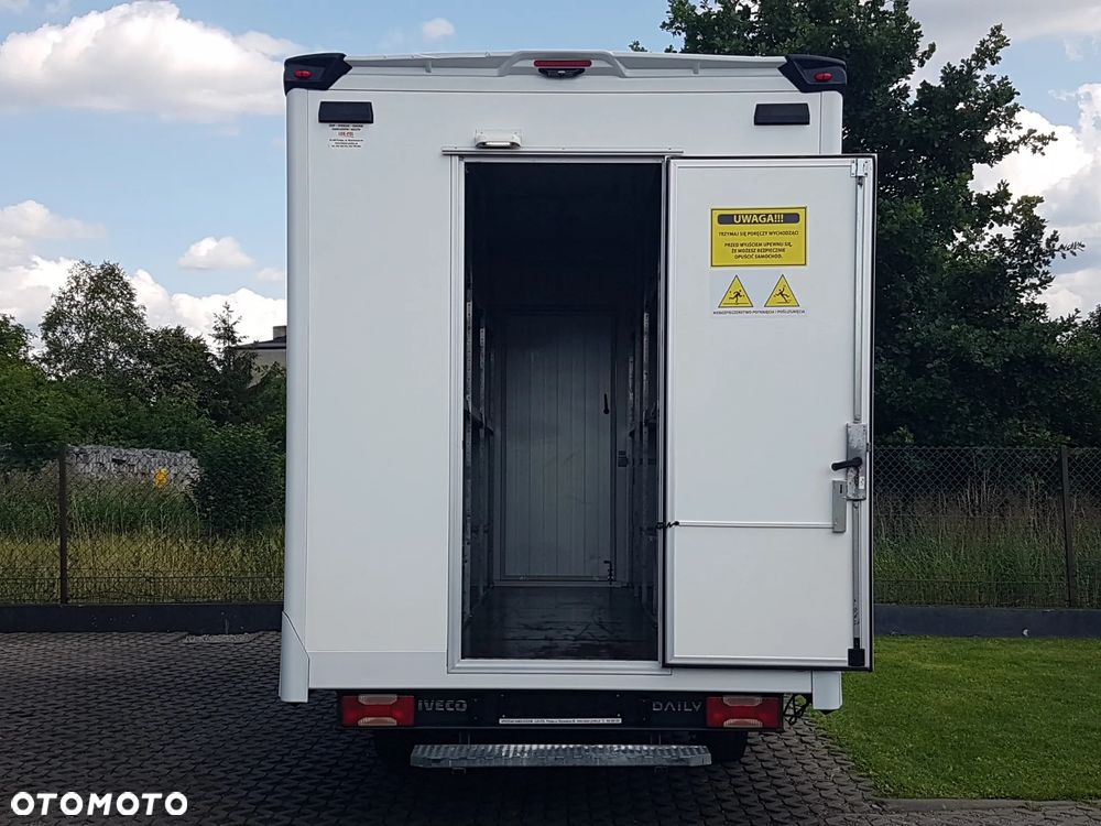 Iveco DAILY KONTENER NISKOPODŁOGOWY 4,43x2,23x2,42 SKLEP FOODTRUCK BAR KLIMA KONIOWÓZ KAMPER - 5
