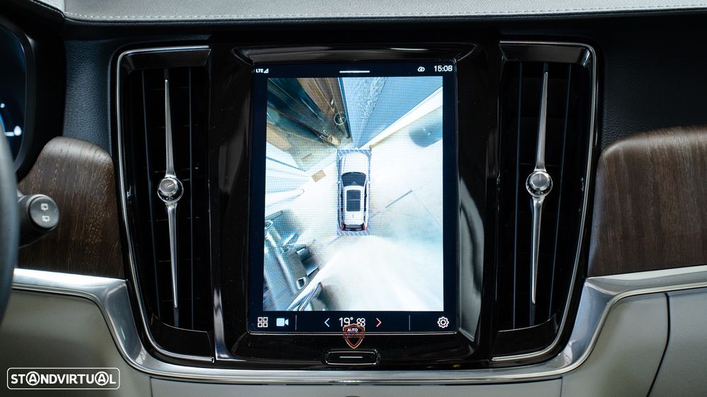 Volvo V90 2.0 T6 PHEV Inscription AWD - 33
