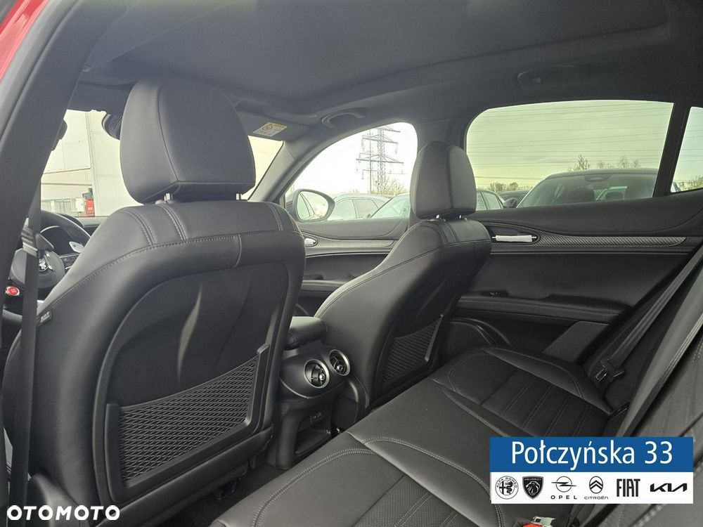 Alfa Romeo Stelvio - 20