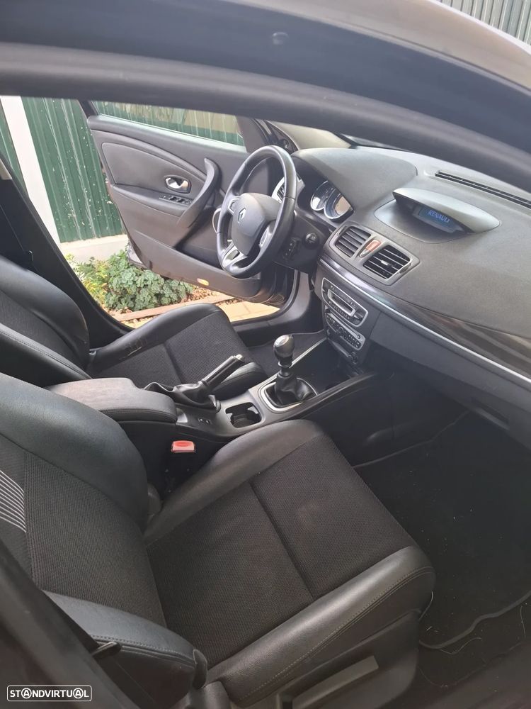 Renault Mégane Sport Tourer 1.5 dCi Dynamique - 5