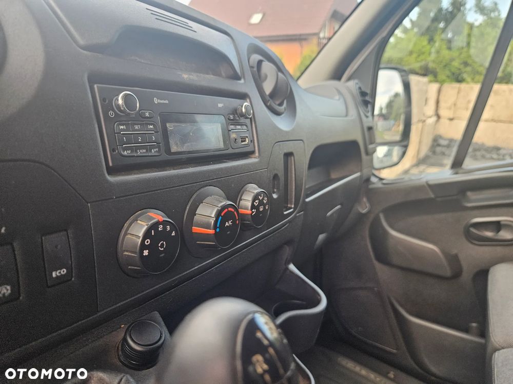 Renault Master - 18