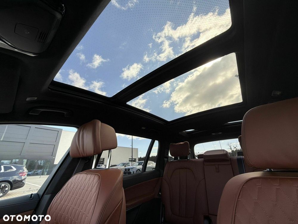 BMW X7 - 30