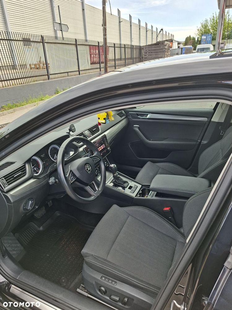 Skoda Superb 2.0 TSI L&K DSG - 20