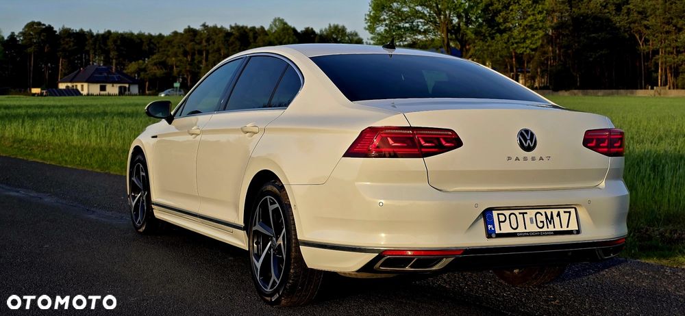 Volkswagen Passat - 10