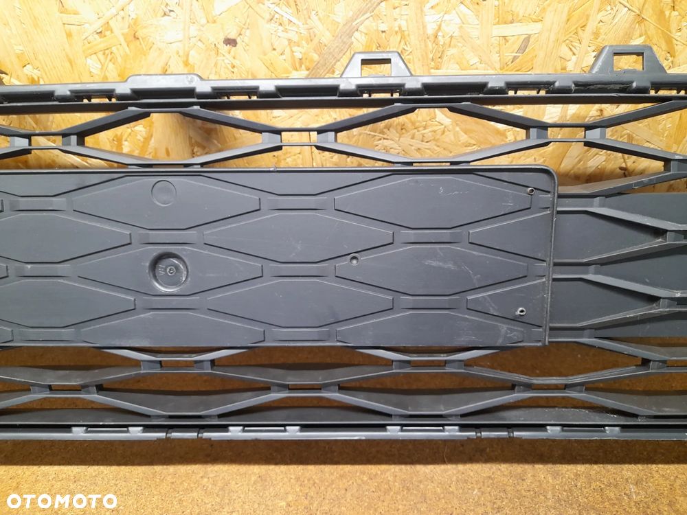 SEAT ATECA kratka atrapa środkowa zderzaka przód przedniego 575853668 - 5