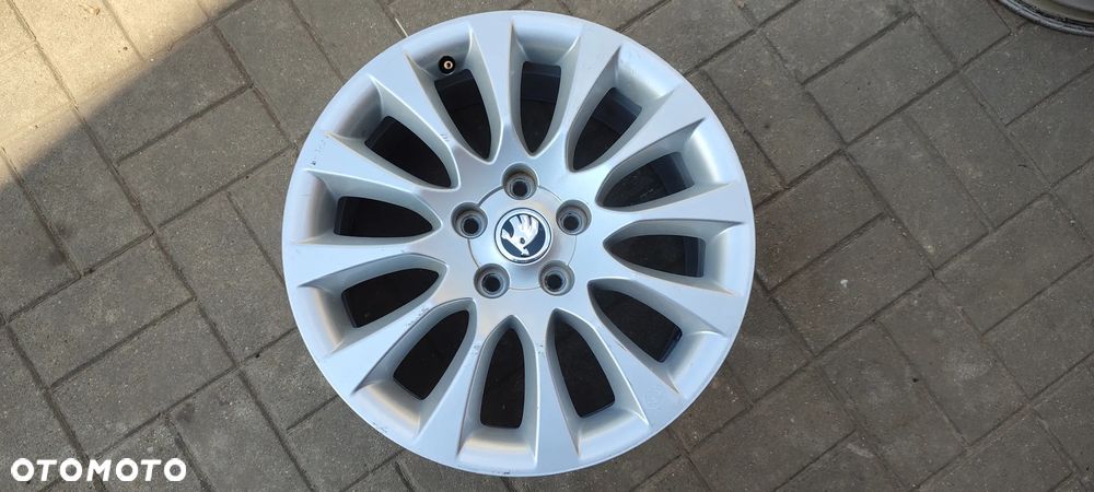 FELGI ALUMNIOWE 5x112 7.5Jx17 CALI ET49 3T0601025G SKODA OCTAVIA SUPERB YETI AUDI SEAT SKODA KOMPLET 4 SZTUKI - 4