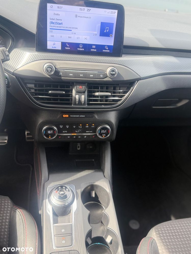 Ford Focus 2.0 EcoBlue STart-Stopp-System ST-LINE - 14