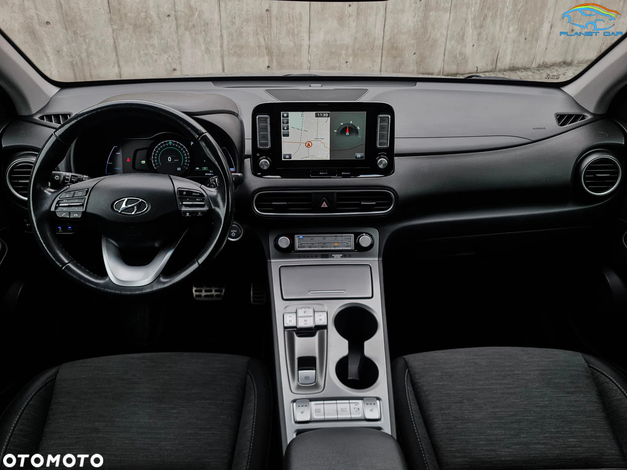 Hyundai Kona Electric 64kWh Premium - 19