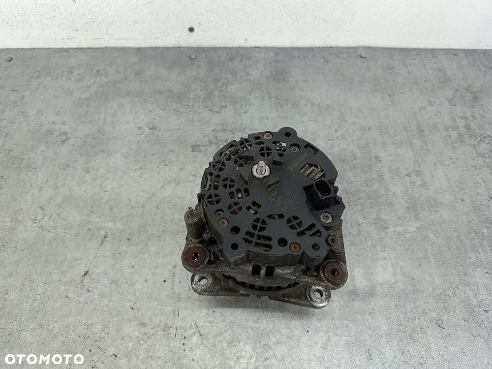 ALTERNATOR VW PASSAT B6 03G903023 0121715003  BOSCH 2.0 TDI - 8