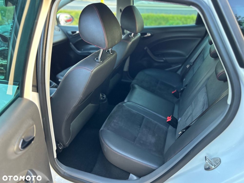 Seat Ibiza 1.6 16V Sport Edition - 11