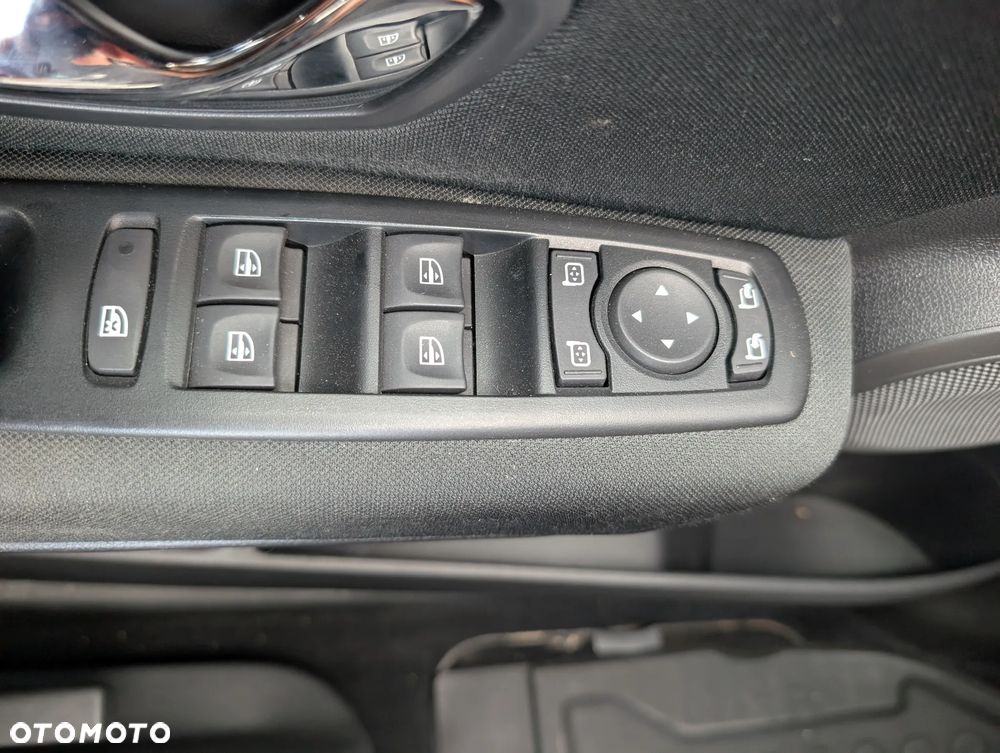 Renault Megane 1.2 16V TCe Energy Limited EU6 - 33