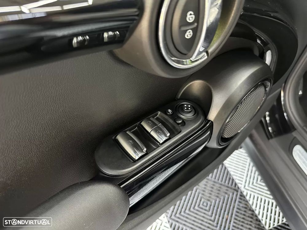 MINI Cabrio Cooper D Auto - 18