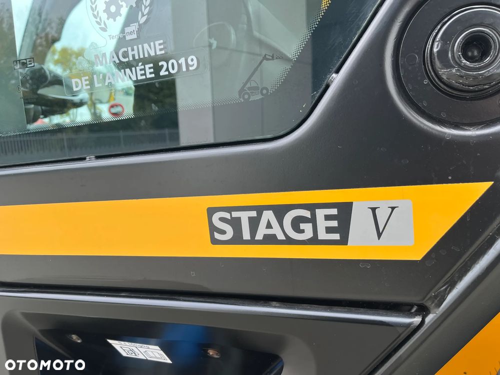 JCB 532-70 AgriSuper Stage V - 13