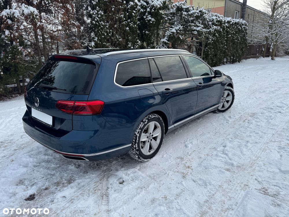 Volkswagen Passat Variant 2.0 TDI EVO Elegance DSG - 27
