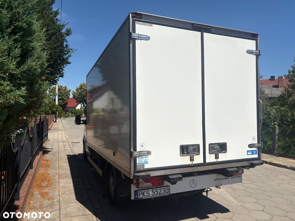 Mercedes-Benz Sprinter - 5