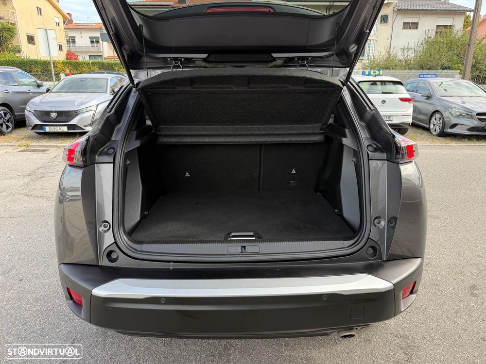 Peugeot 2008 1.5 BlueHDi Allure EAT8 - 14