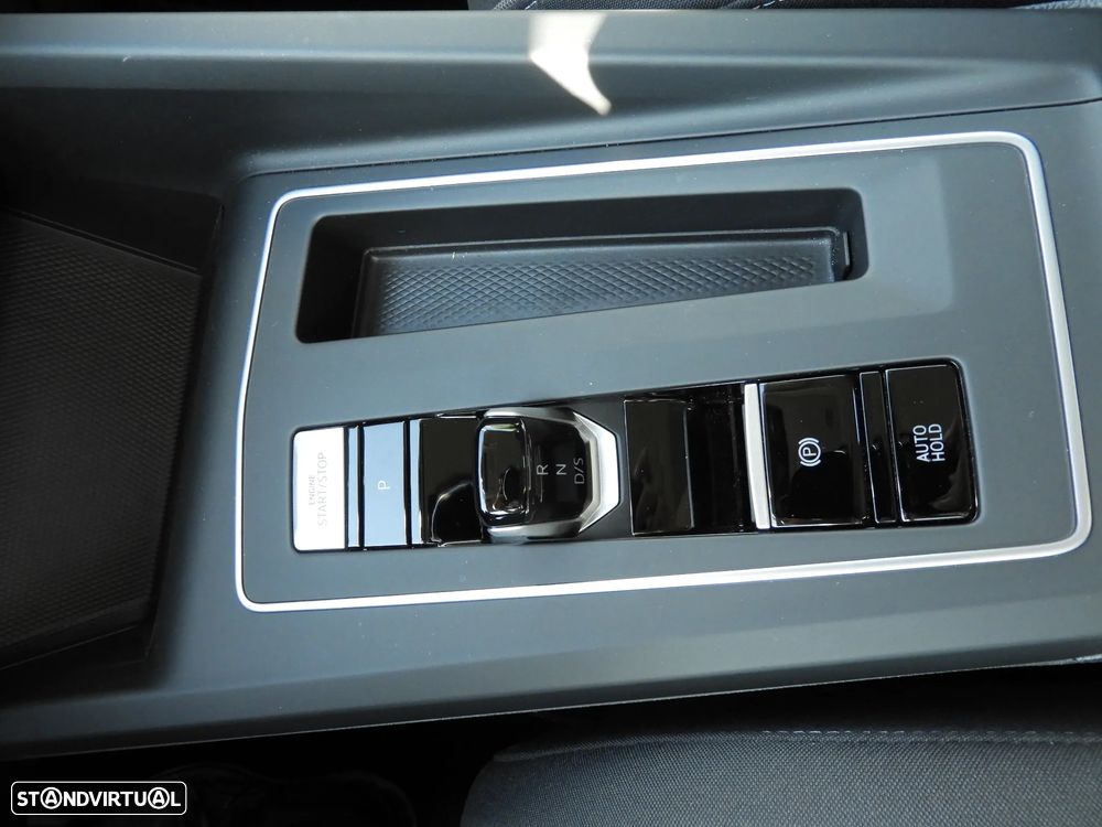 VW Golf 1.4 TSI e-Hybrid DSG - 25