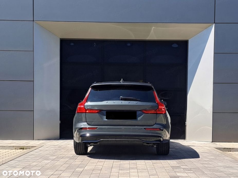 Volvo V60 B4 B Ultra Dark - 6