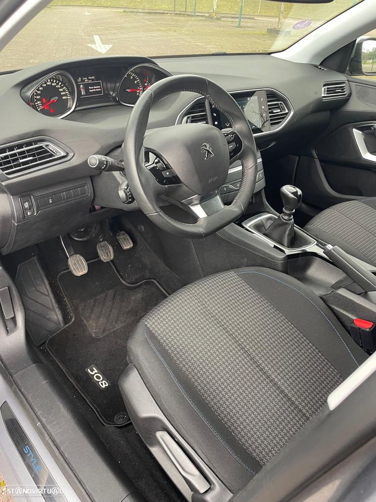 Peugeot 308 PureTech 110 Stop & Start Style - 10