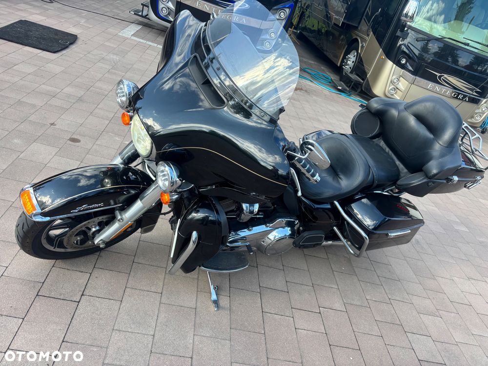 Harley-Davidson Touring Electra Glide - 2