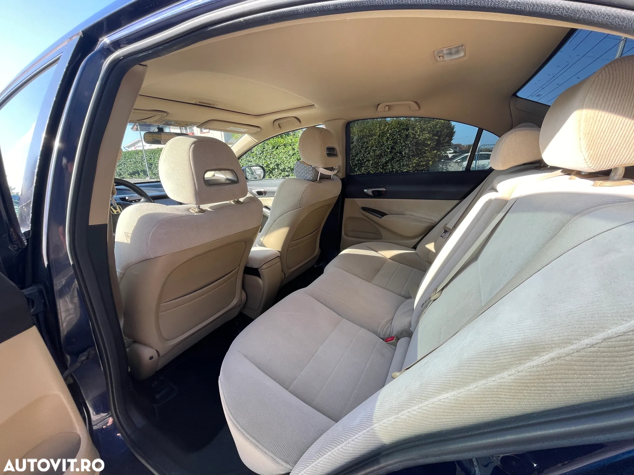 Honda Civic 1.8i Exec - 13
