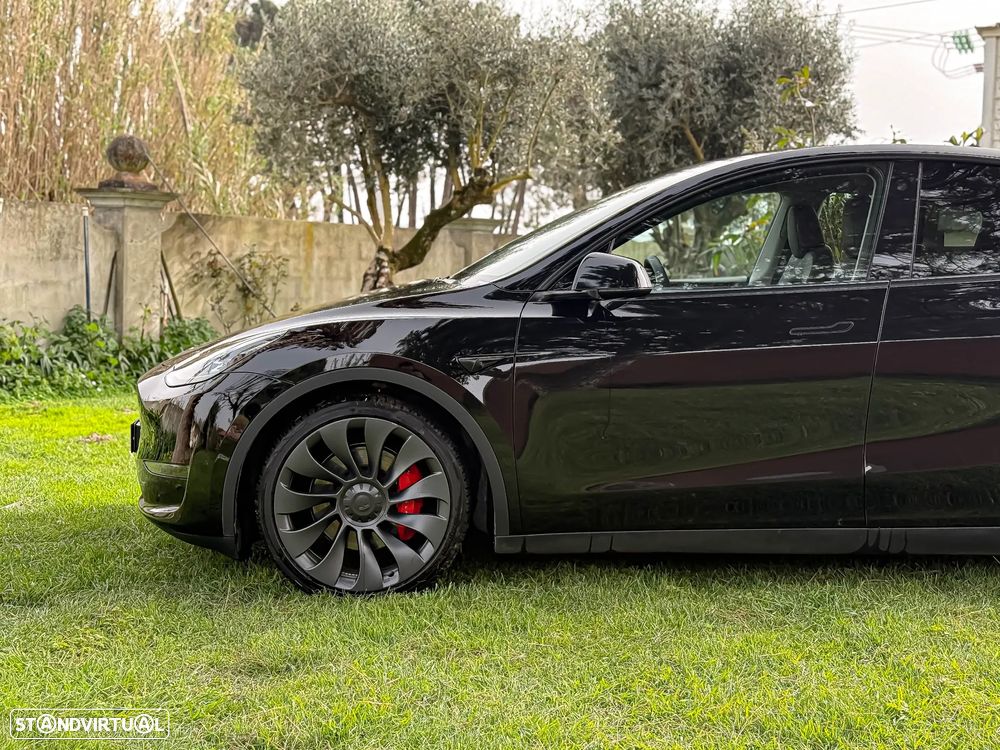 Tesla Model Y Performance Tração Integral - 10