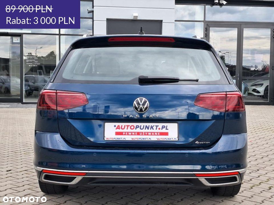 Volkswagen Passat - 4
