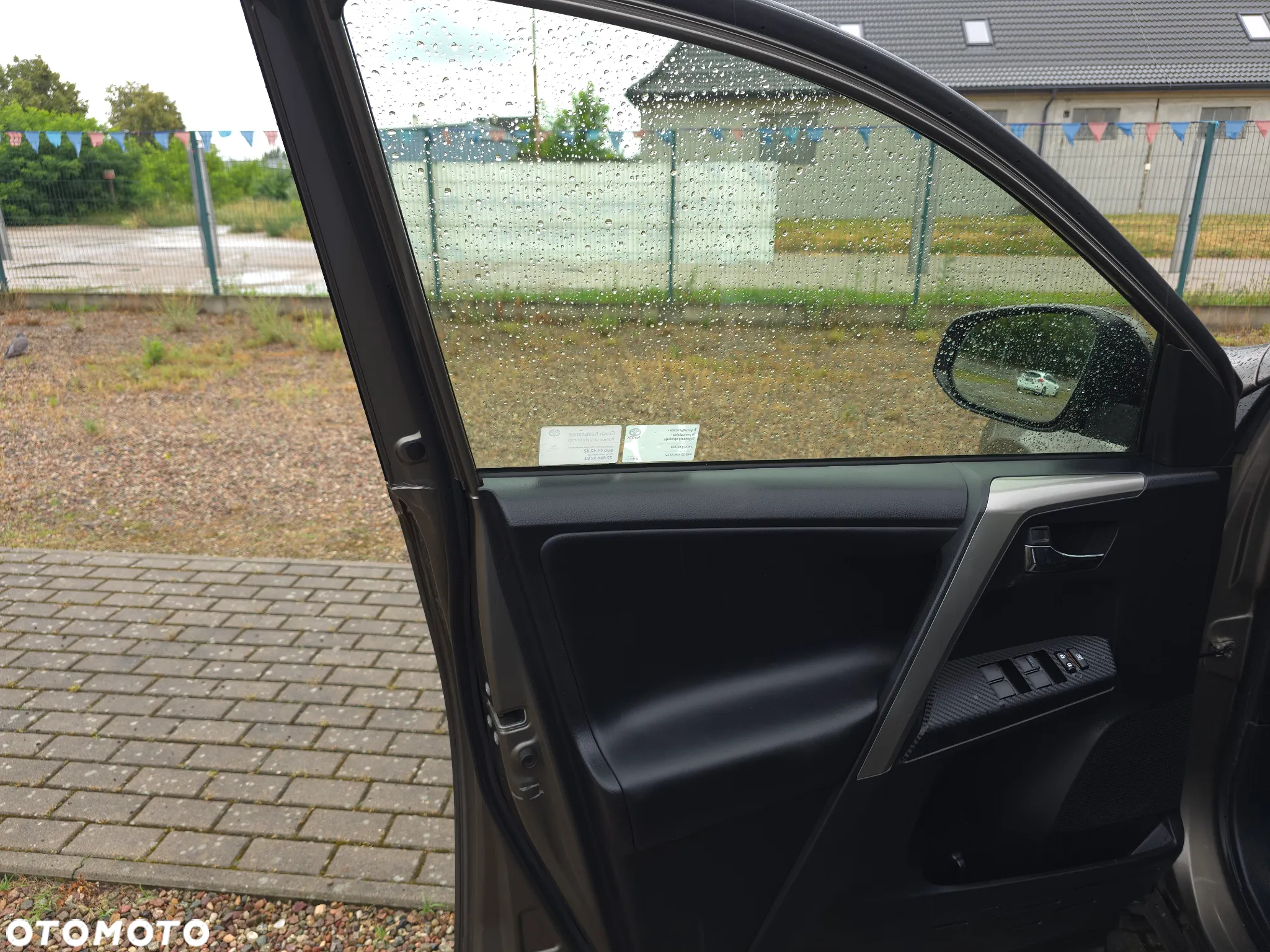Toyota RAV4 2.0 D-4D Premium - 18