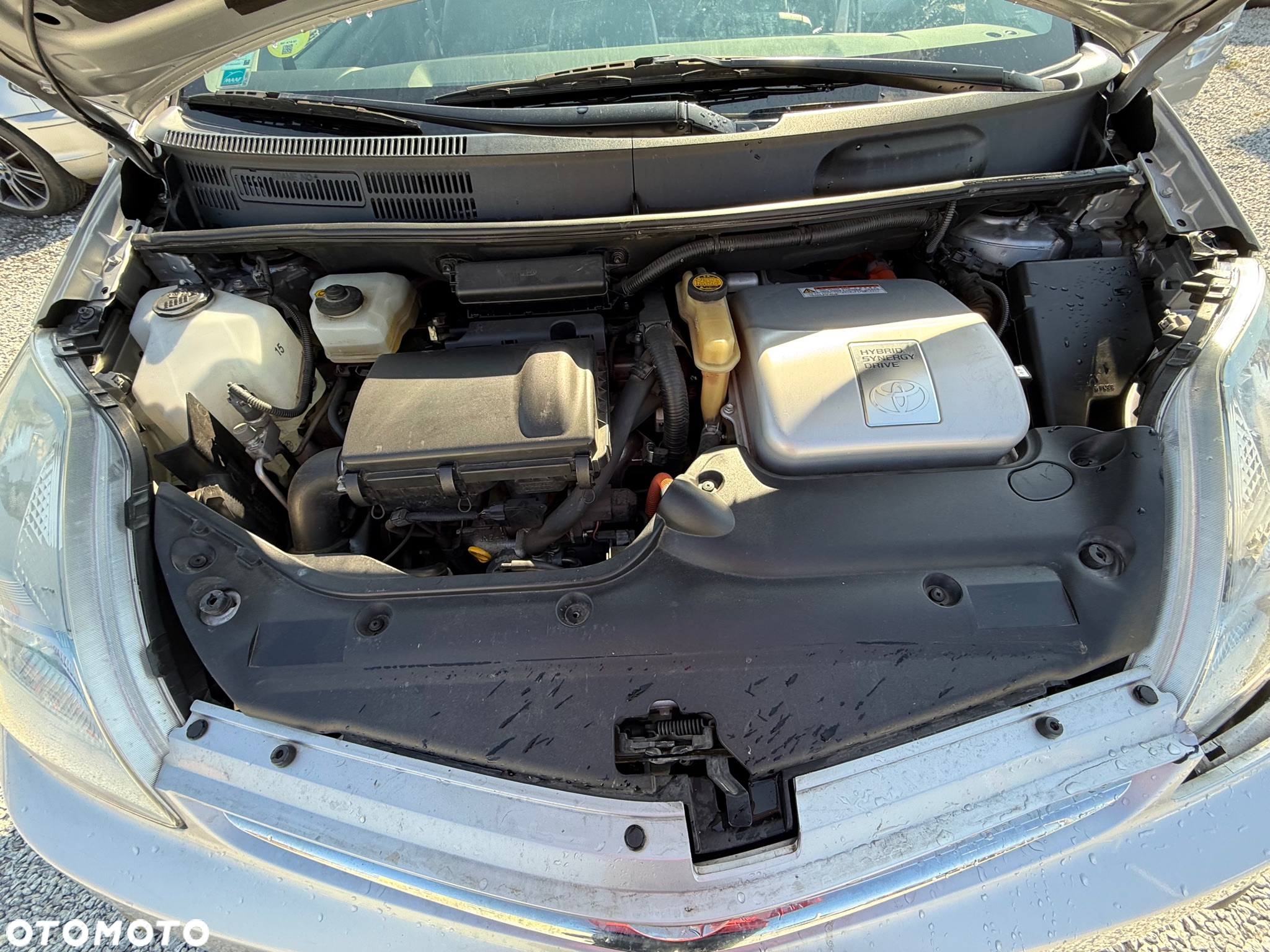 Toyota Prius (Hybrid) - 9
