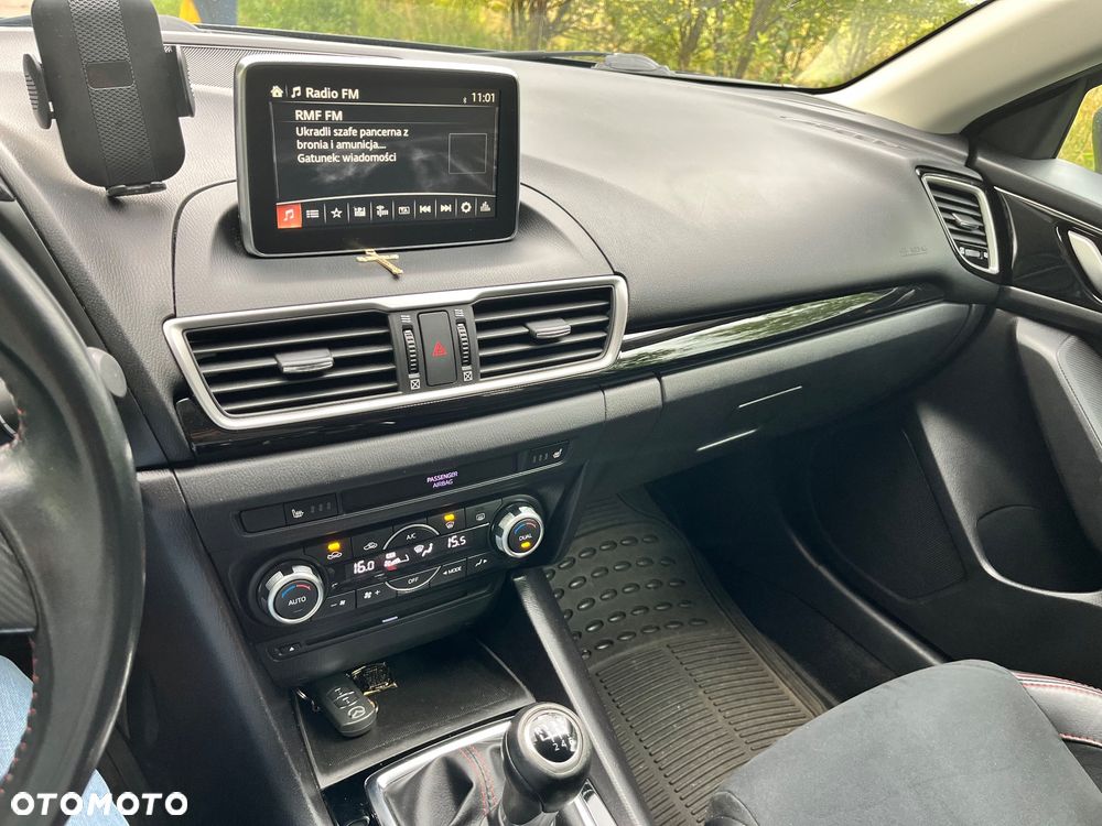 Mazda 3 - 5