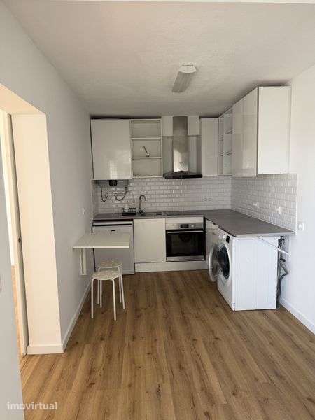 Moradia T2 Renovada c/ Terraço em Telheiras – Metro 5 min - Grande imagem: 4/12