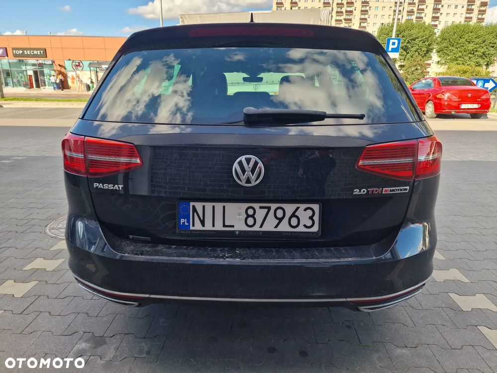 Volkswagen Passat 2.0 TDI Bi-Turbo BMT 4Mot Highline DSG - 4