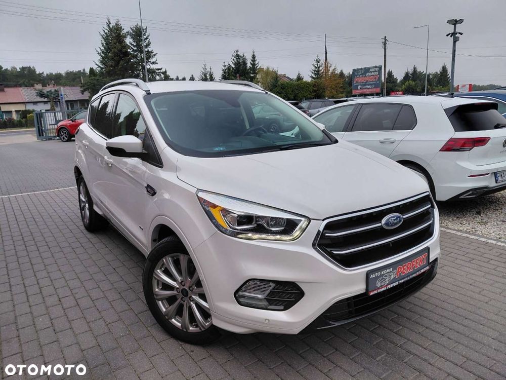 Ford Kuga - 4