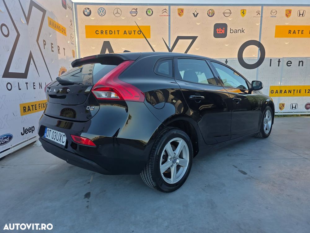 Volvo V40 D2 Powershift Momentum - 4