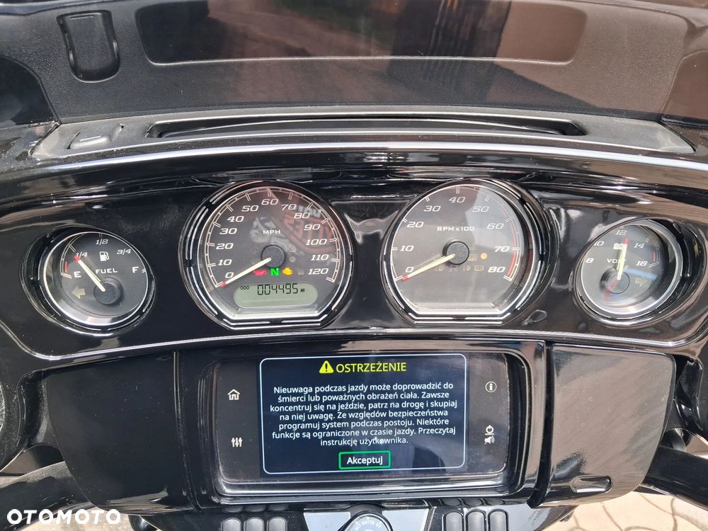 Harley-Davidson Touring Street Glide - 15