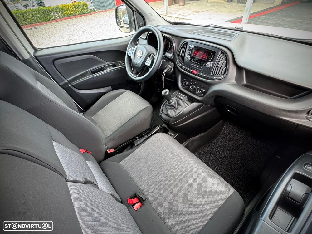 Fiat Doblo 3 lugares iva Dedútivel - 16