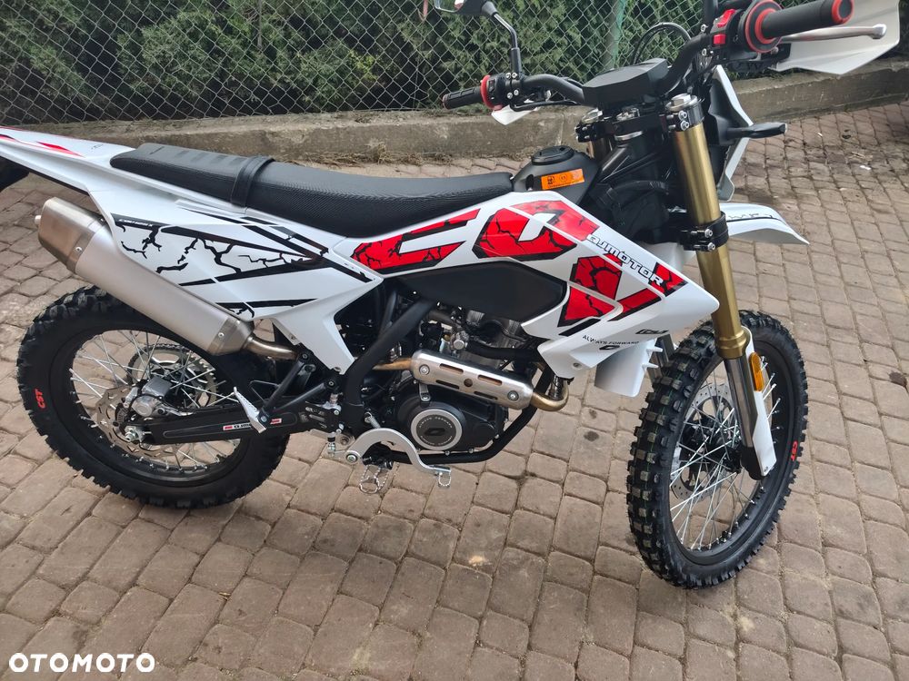 QJMOTOR COV 125X - 19