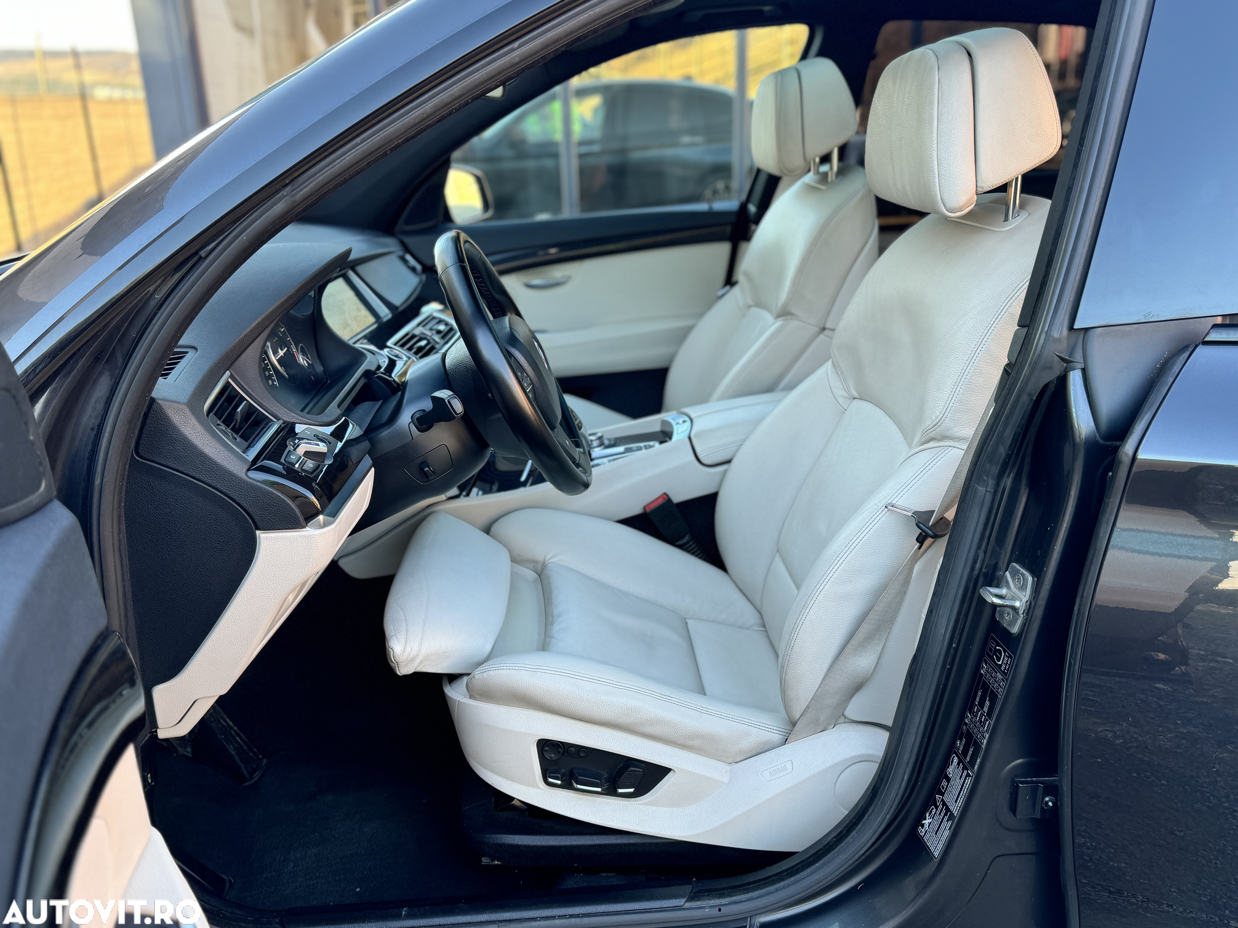 BMW Seria 5 535d xDrive Gran Turismo Aut. Luxury Line - 23