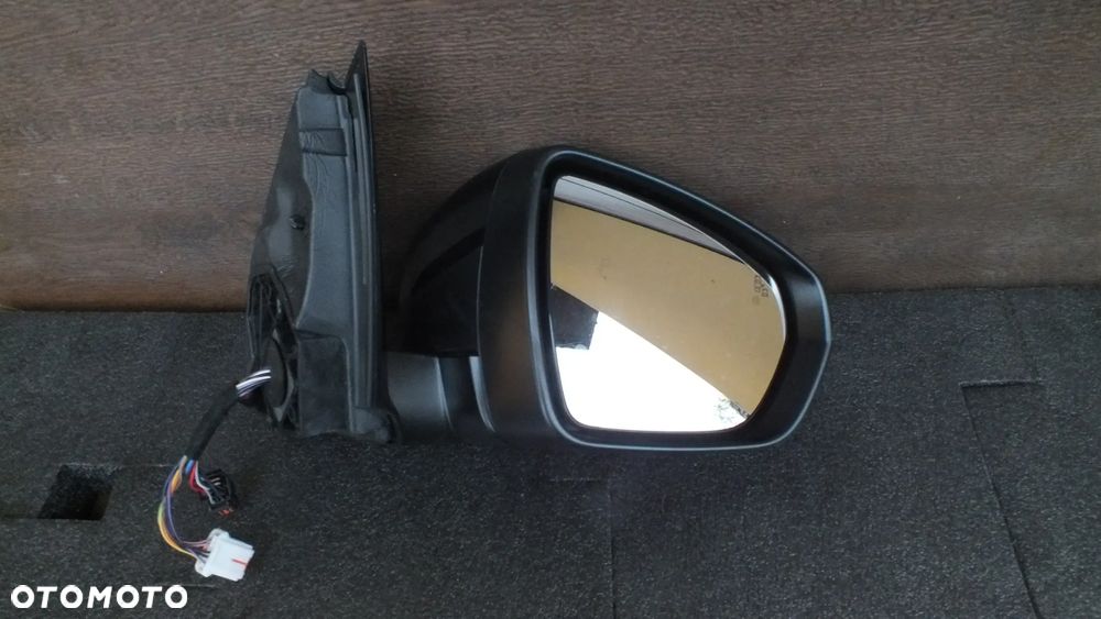 Lusterko prawe Peugeot 5008 II 14 Pin - 2