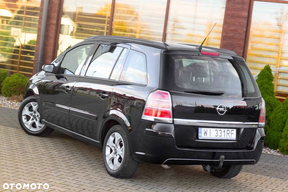 Opel Zafira 1.6 Sport - 11