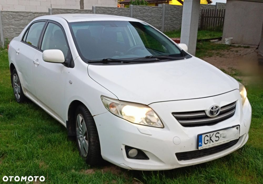 Toyota Corolla 2.0 D-4D Sol - 1