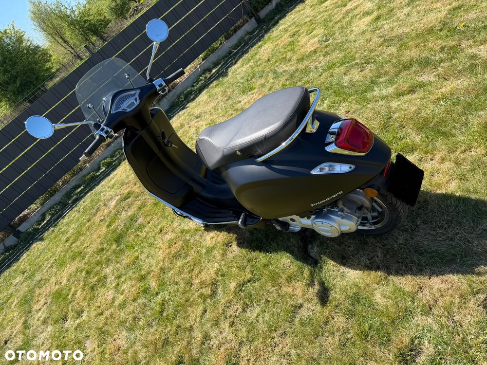 Vespa Primavera - 4