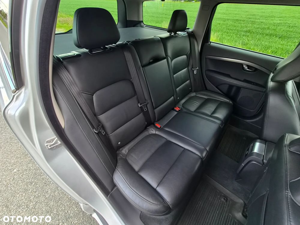 Volvo V70 D4 Drive-E Momentum - 25