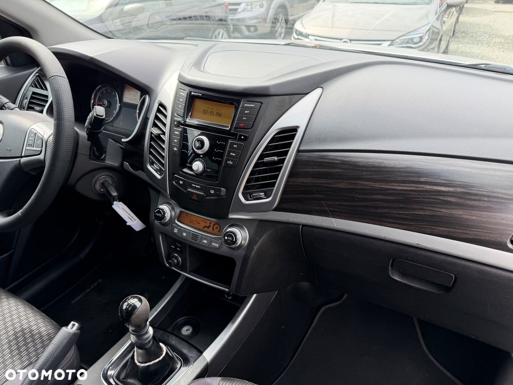 SsangYong/KGM Korando 2.0 2WD Quartz - 38