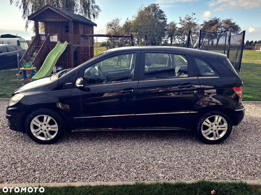 Mercedes-Benz Klasa B 160 BlueEFFICIENCY SPORT EDITION - 13