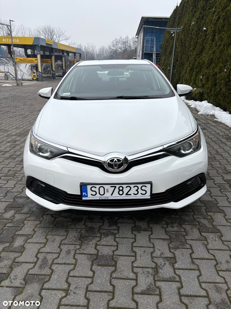 Toyota Auris - 7