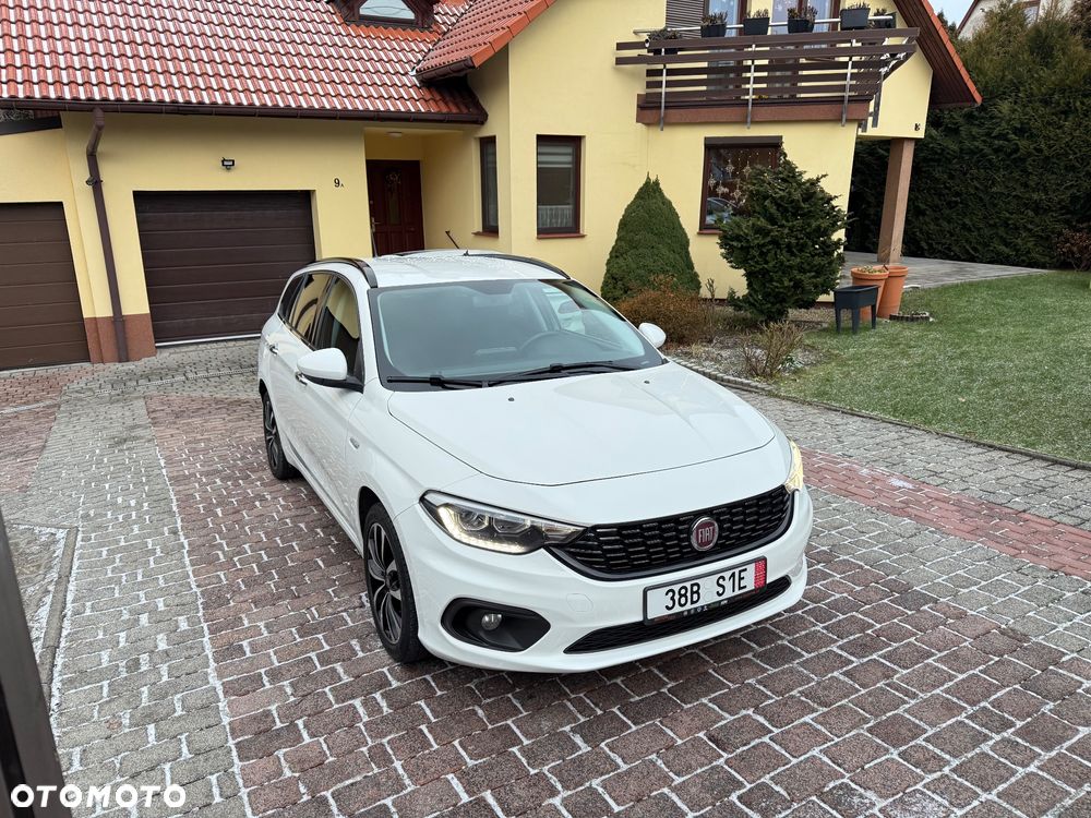 Fiat Tipo 1.4 T-Jet 16v Lounge - 1