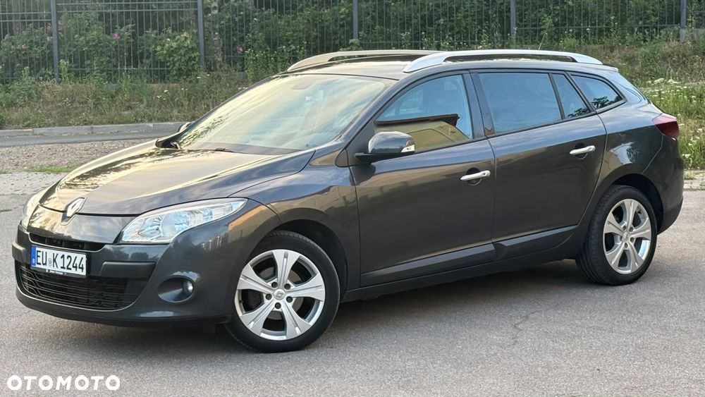 Renault Megane TCe 130 Bose Edition - 17